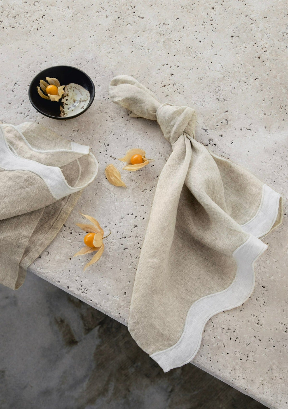 Ffe Rendr Natural Waved Linen Napkins | Hire – RENDR